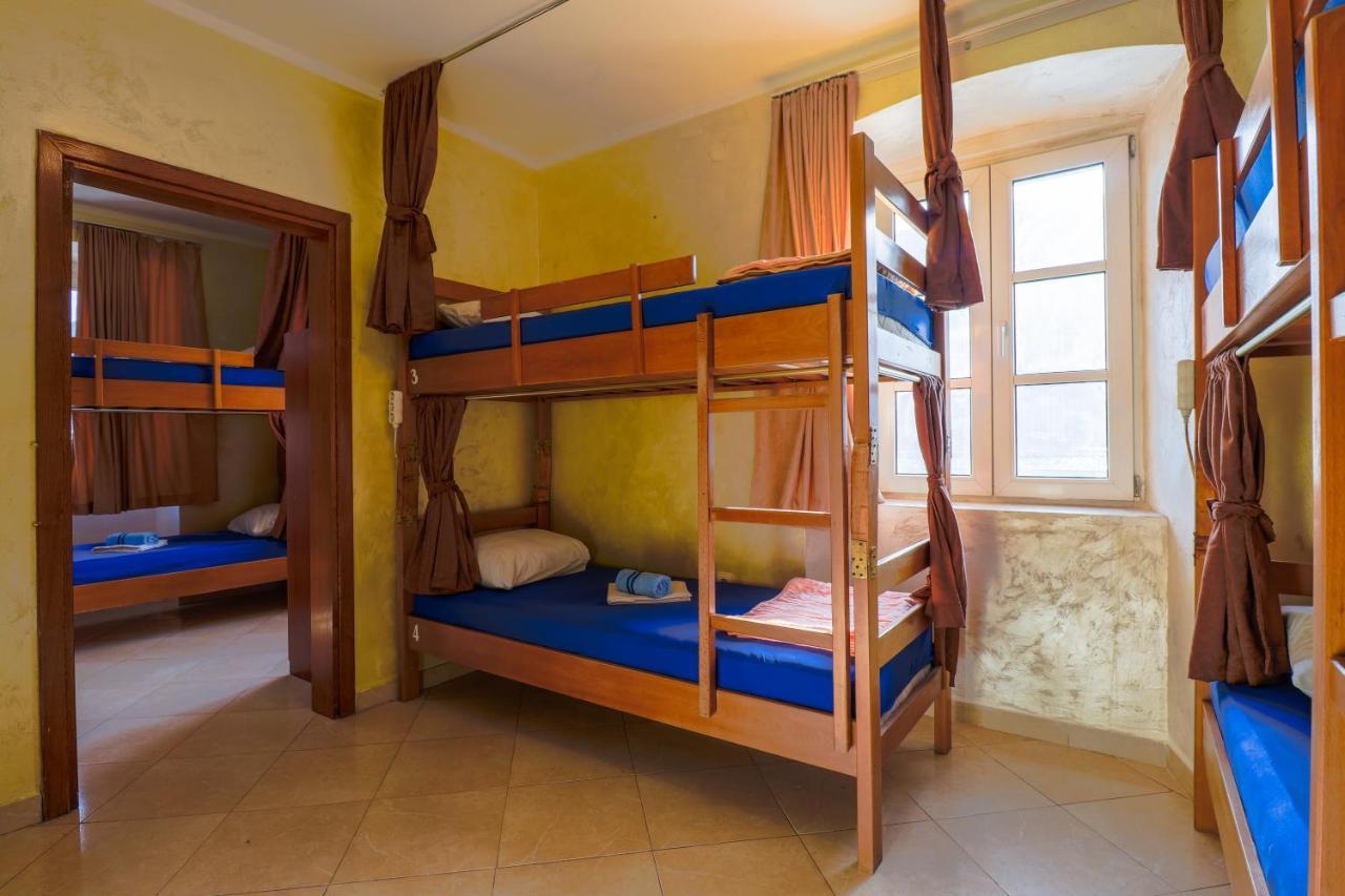 Montenegro Hostel 4U Kotor Eksteriør bilde