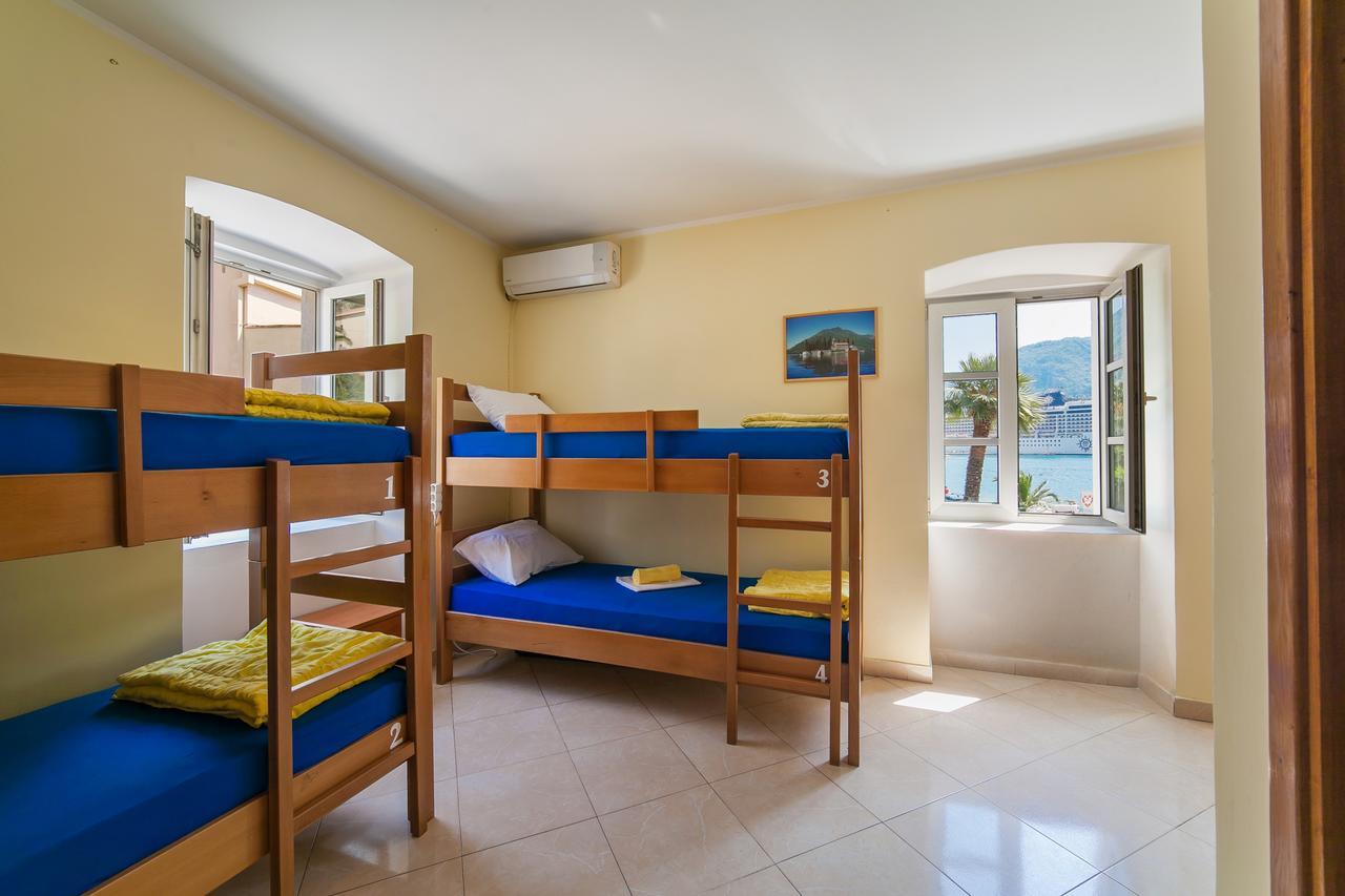 Montenegro Hostel 4U Kotor Eksteriør bilde