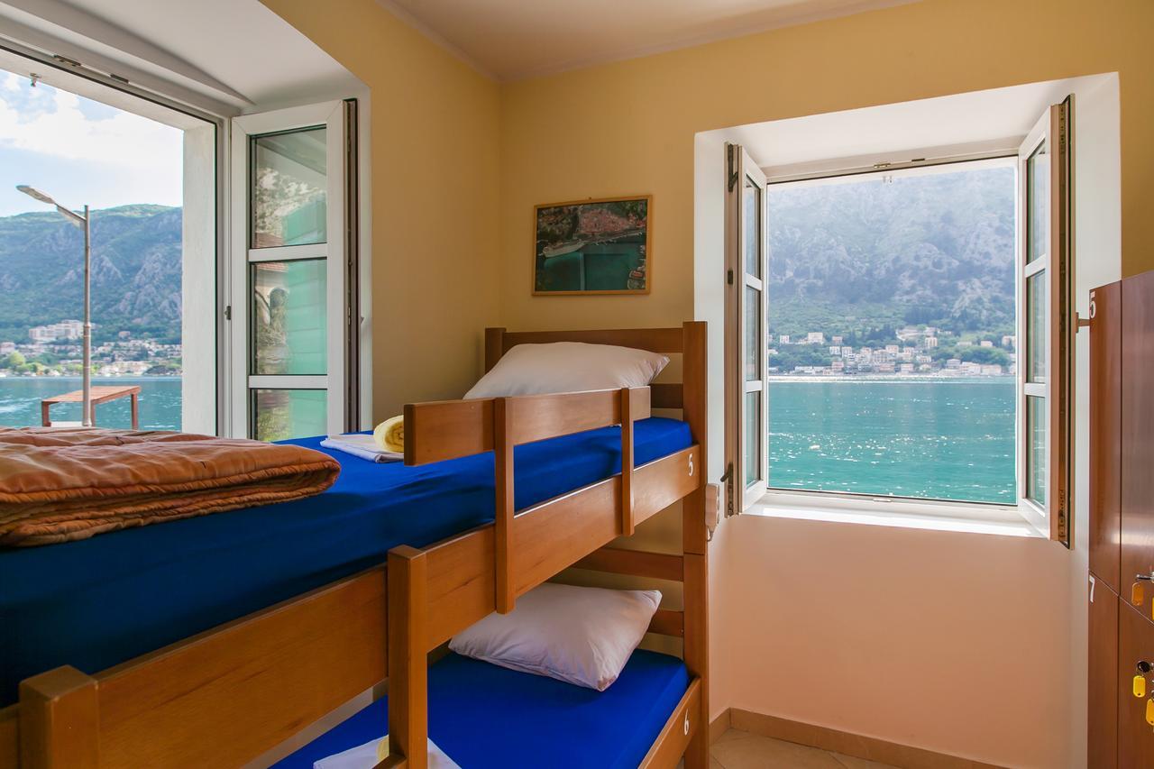 Montenegro Hostel 4U Kotor Eksteriør bilde